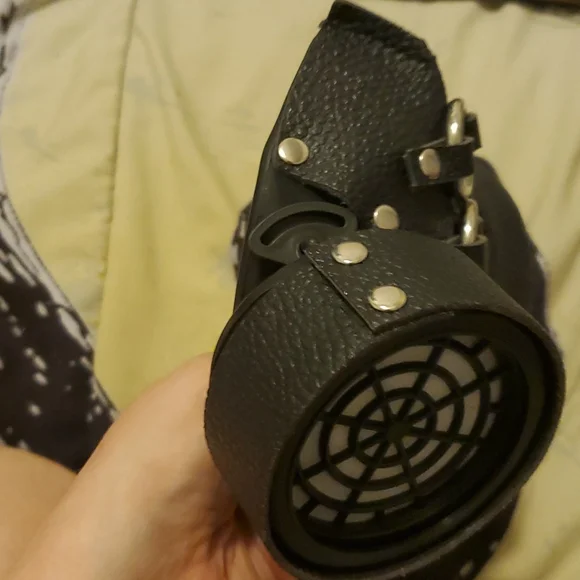 Gothic face mask - Picture 2 of 5